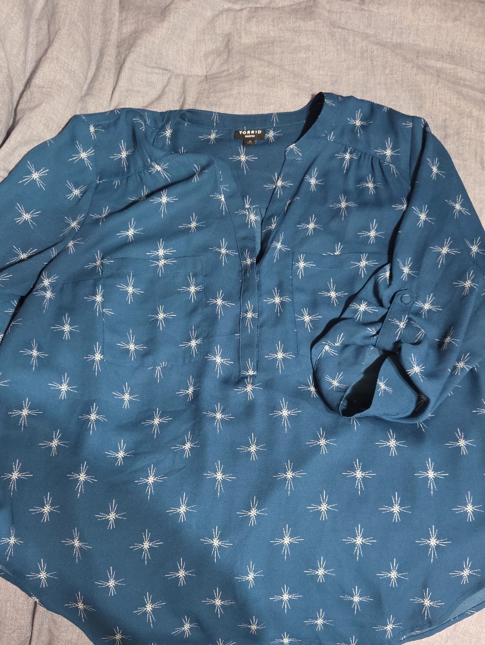 torrid Teal Blue Starburst Button-Front Casual Shirt